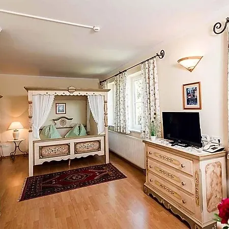 Hotel Landgasthof Gietl 3*