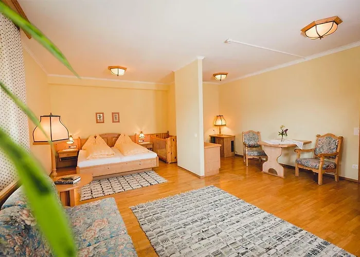 Hotel Landgasthof Gietl 3*